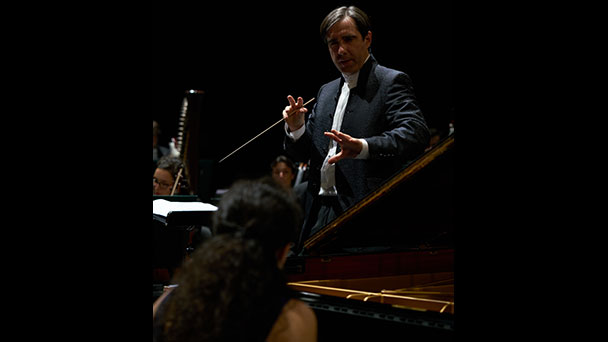 Am Freitag präsentiert Aglaya Zinchenko den russischen Komponisten Rachmaninow – Carlos Dominguez-Nieto dirigiert die Philharmonie Baden-Baden