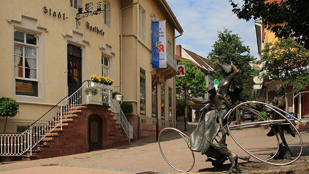 Leserbrief „Meine Meinung“ – Ist der Boden der Stephanienstraße 5 kein „blutiger Boden“? - „Baden-Baden und sein Gesicht im Dritten Reich“  