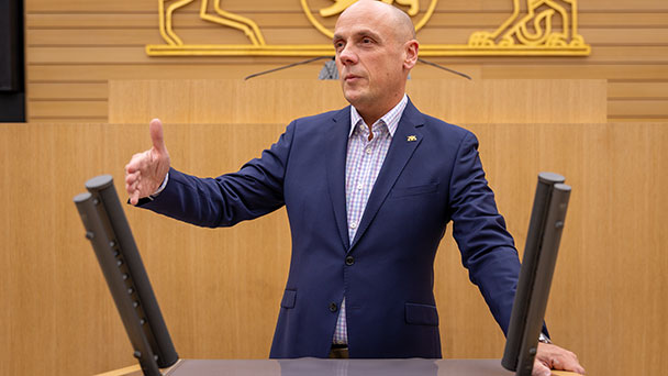 SPD-Fraktionschef Stoch nach Hakenkreuz-Eklat – „Richtig, dass er als Vizepräsident des Landtags zurücktritt“