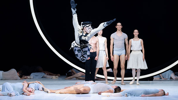 Das Publikum war so weißhaarig wie noch nie – John Neumeier im Festspielhaus Baden-Baden 