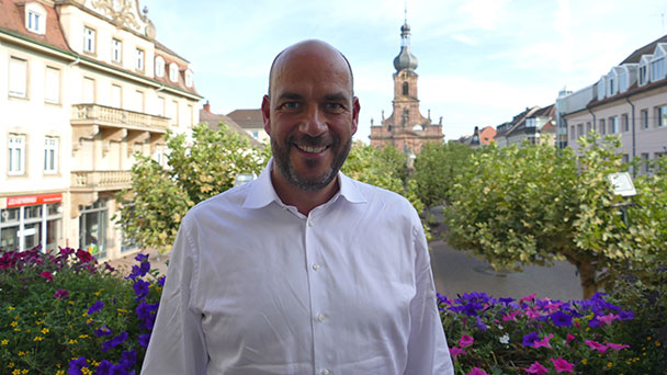 Torsten von Appen wechselt von Stuttgart nach Rastatt – Ab 1. Dezember Chef der Wirtschaftsförderung und Stadtmarketingchef Torsten von Appen wechselt von Stuttgart nach Rastatt – Ab 1. Dezember Chef der Wirtschaftsförderung und Stadtmarketingchef