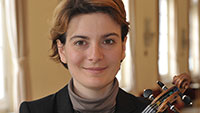 Erste Konzertmeisterin der Wiener Philharmoniker in Baden-Baden - Beethovens Fünfte im Sinfoniekonzert der Philharmonie Baden-Baden