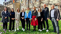 Sechs neue Mitarbeiterinnen im Baden-Badener Rathaus – Oberbürgermeister begrüßt die jungen Bachelor-Damen