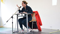 „Botschafterin Stiftung Lesen“ – Alexandra Kamp liest im Richard-Wagner-Gymnasium