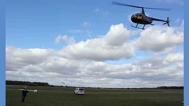 Erdwärme entlang des Rheins – Badenova erkundet Potential mit Helikopter