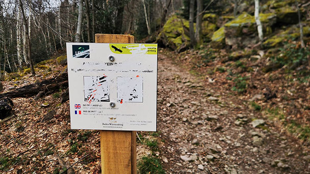 Regierungspräsidium berichtet über Verstöße und Vandalismus am Battert – „Können auch strafrechtliche Konsequenzen haben“