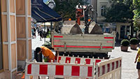 Gastronom Mike Brandau protestiert gegen Telekom-Baustellen in Baden-Badener Innenstadt – „Respektlos gegenüber den Gewerbetreibenden sowie gegenüber sämtlichen Gästen“ – „Während den Ferien und sogar während der Großen Woche“