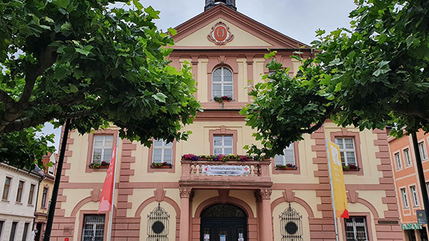 Weltblutspendertag am Sonntag – OB Pütsch: „Blut gehört zu den wertvollsten Dingen, die ein Mensch spenden kann“