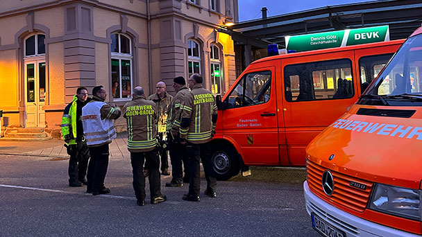 OB Späth voll des Lobes – Wegen Sprengung einer Weltkriegsbombe auch Baden-Badener im Einsatz – „Urlaub unterbrochen“ OB Späth voll des Lobes – Wegen Sprengung einer Weltkriegsbombe auch Baden-Badener im Einsatz – „Urlaub unterbrochen“