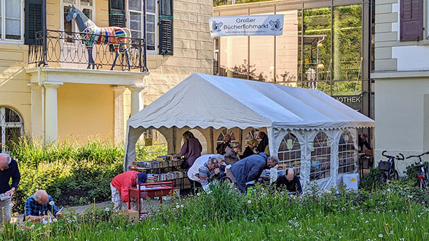 Bücherflohmarkt in Baden-Baden – Kilopreis vier Euro 