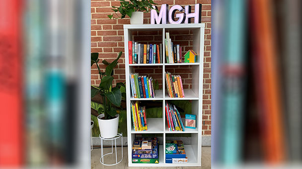 Kostenloser Büchertausch in Baden-Baden – Büchertauschregal im Mehrgenerationenhaus