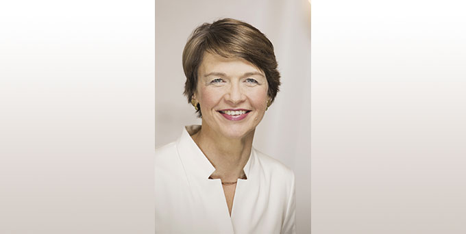 „Deutschlands First Lady“ Elke Büdenbender in der Reithalle – Frauenfrühstück zum Internationalen Frauentag 