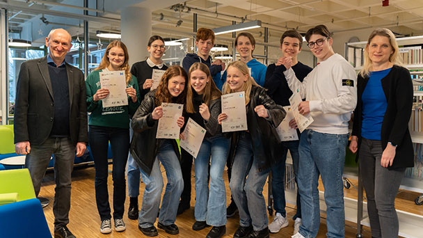 Zehn Baden-Badener Schüler bestehen Cambridge-Prüfung – „Weltweit hohen Bekanntheitsgrad“