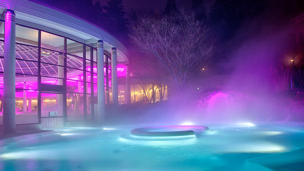 Beste und gesündeste Idee für diese Tage – Caracalla Therme Baden-Baden lädt ein zum Winterzauber im Thermalwasser
