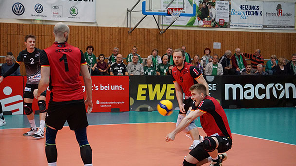  Noch eine Niederlage für die Bisons – Erstes Spiel der englischen Woche