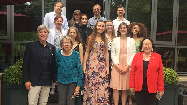 Réveillé après corona – Deutsch-Französische Gesellschaft Baden-Baden feierte am 14. Juli 