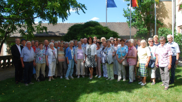 Besuch aus Heimatort für OB Mergen – Großer Empfang für „Garten- und Blumenfreunde Billerbeck“