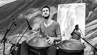 Weltweitbekannter Hang- & Percussion-Spieler Manu Delago in der Spitalkirche - „Metromonk Akustik Tour“