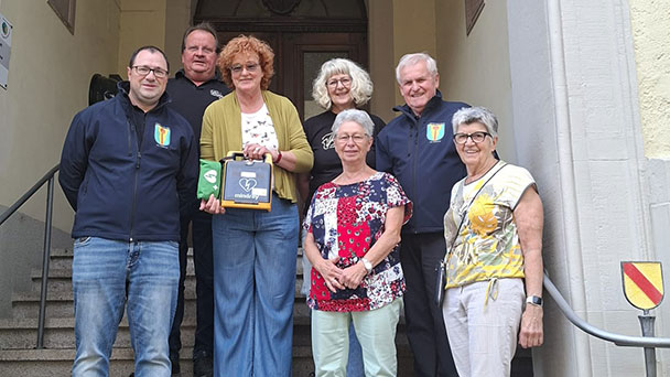 Potentieller Lebensretter in Lichtental – Neuer Defibrillator ab sofort im Einsatz Potentieller Lebensretter in Lichtental – Neuer Defibrillator ab sofort im Einsatz