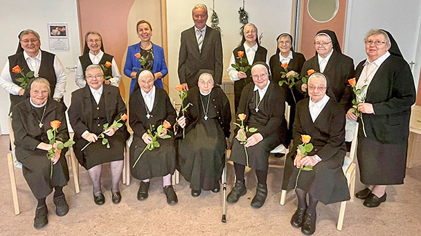 Weihnachtstour der Baden-Badener Bürgermeister – OB Späth bei den Nonnen