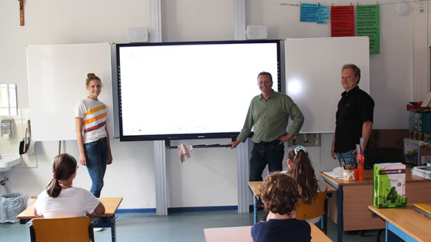 Neues Zeitalter für Schüler in Gaggenau – Digitale Schultafeln in Hans-Thoma-Schule