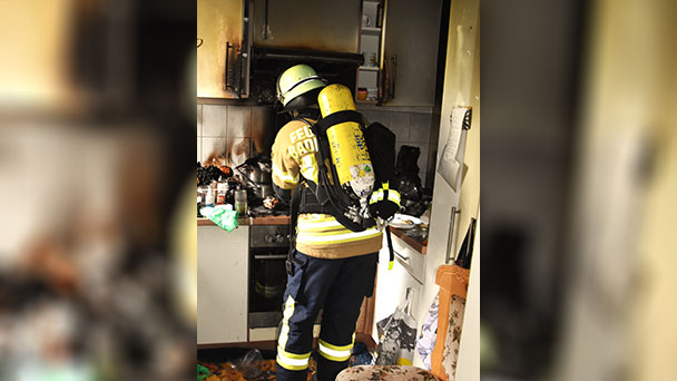 Feuer in Lichtental – Maximilianstraße währende der Löscharbeiten gesperrt