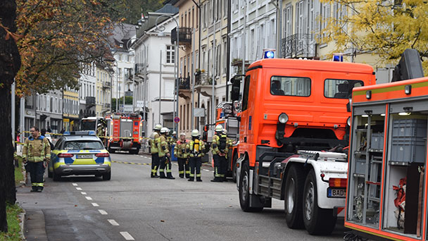 Sperrungen in Lange Straße in Baden-Baden – Feuerwehreinsatz