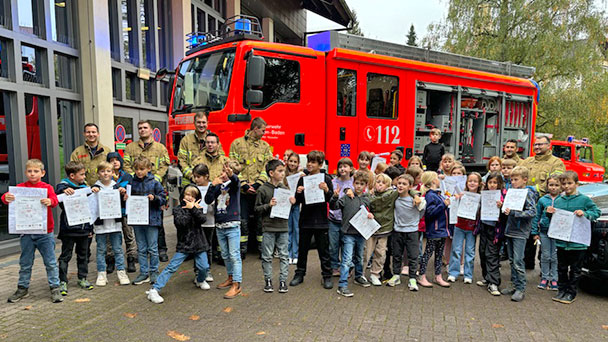 Traumberuf bei der Feuerwehr – Schüler in Varnhalt und Neuweier löschen Feuer