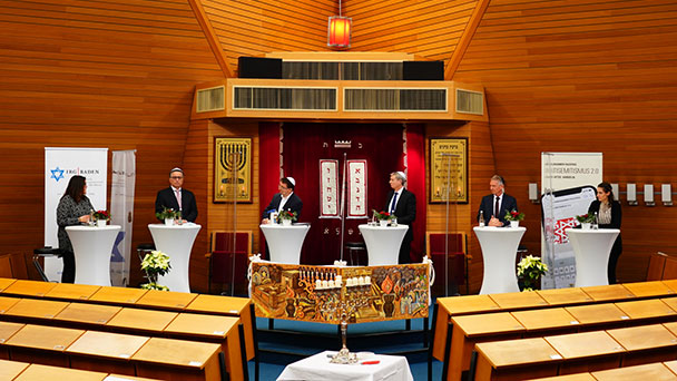 Fachtag zu Antisemitismus und Extremismus – Innenminister Strobl: „Schutz jüdischer Menschen ist und bleibt unsere besondere Verantwortung“