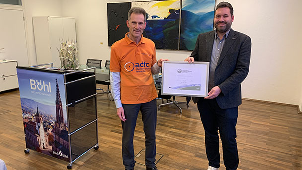 Bühler Oberbürgermeister Bauernfeind versilbert – „Fahrradfreundlicher Arbeitgeber“