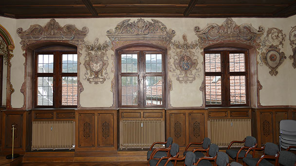 Restaurierungsarbeiten der Wandmalerei im Trausaal abgeschlossen – „Kosten in Höhe von rund 13.700 Euro“