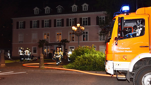 Feuer im Restaurant Rizzi am Augustaplatz – Feuerwehr schnell zur Stelle – Keine Öffnung am Montag Feuer im Restaurant Rizzi am Augustaplatz – Feuerwehr schnell zur Stelle – Keine Öffnung am Montag