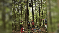 Feuerwehr rettet Gleitschirmflieger am Merkur aus Baumwipfel – Hubschrauber, Rettungskräfte, Bergwacht im Einsatz