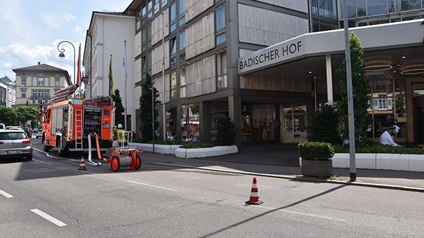 Feuerwehreinsatz in der Lange Straße – Schwelbrand in Lichtschacht