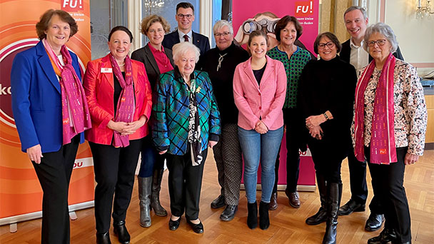 Spendable Baden-Badener CDU-Frauen und der Problem-Vorsitzende – Cornelia Geiger-Markowsky: „Vielfältige Synergieeffekte im karitativen Bereich“ Spendable Baden-Badener CDU-Frauen und der Problem-Vorsitzende – Cornelia Geiger-Markowsky: „Vielfältige Synergieeffekte im karitativen Bereich“