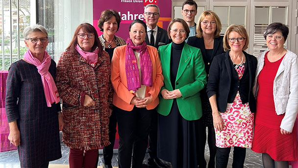 Baden-Badener Frauen-Union hilft ukrainischen Frauen und Kindern – „Spenden sind Investitionen in unsere gemeinsame Zukunft“ Baden-Badener Frauen-Union hilft ukrainischen Frauen und Kindern – „Spenden sind Investitionen in unsere gemeinsame Zukunft“