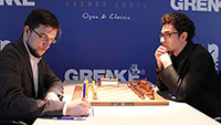 Schach-Weltmeister Magnus Carlson siegt - Aber Fabiano Caruana führt bei Grenke Chess Classic in Baden-Baden