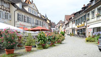 Gernsbach hilft Gastronomen – Gebühren werden erlassen – Stadtbuckel wird attraktiver gemacht