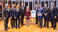 US-Botschafterin Gutmann in Baden-Baden bei Preisverleihung „Global 2023“ – Wolfgang Grenke über INIT-Gruppe: „Grünen Wandel vollzogen und die Exportfähigkeit verbessert“ 