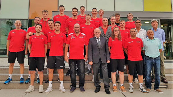 Bundesliga-Volleyball-Team präsentierte sich den Fans - Unterschiedliche Sprachen und Kulturen