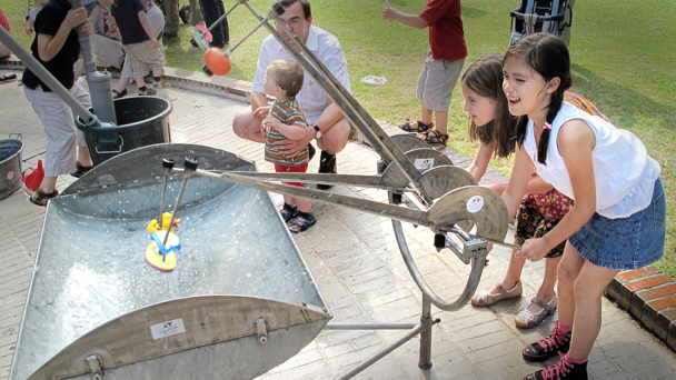 Erste City-Sause - Gaggenauer Marktplatz gehört den Kindern Erste City-Sause - Gaggenauer Marktplatz gehört den Kindern