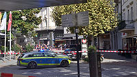 Handgranaten vor Geschäft in Baden-Badener Innenstadt - Hintergründe noch unklar - Polizei sucht Zeugen 