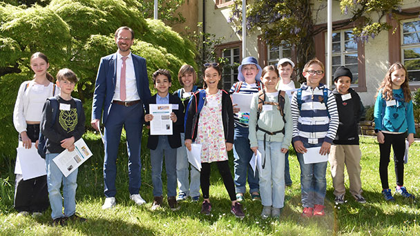 Staatlich finanzierte Ideologie der Hector Kinderakademie in Baden-Baden – „Wichtig es ist, Nachrichten aus dem Internet auf Fakten überprüfen zu können“