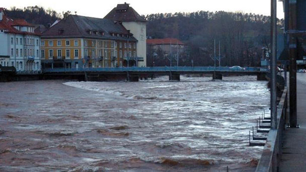 Hochwasserschutz entlang der Murg –  Regierungspräsidium Karlsruhe und Gernsbach steigen in Umsetzung ein – Bürgermeister Christ: „Abgestimmte Vereinbarung ist ein Riesenschritt“