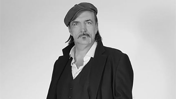 Trauer um SWR-Tatort-Kommissar Andreas Hoppe – Viele Dreharbeiten in Baden-Baden – Ulrike Folkerts: „In derselben Schauspielklasse, die ersten Schritte Richtung Bühne gewagt“ Trauer um SWR-Tatort-Kommissar Andreas Hoppe – Viele Dreharbeiten in Baden-Baden – Ulrike Folkerts: „In derselben Schauspielklasse, die ersten Schritte Richtung Bühne gewagt“