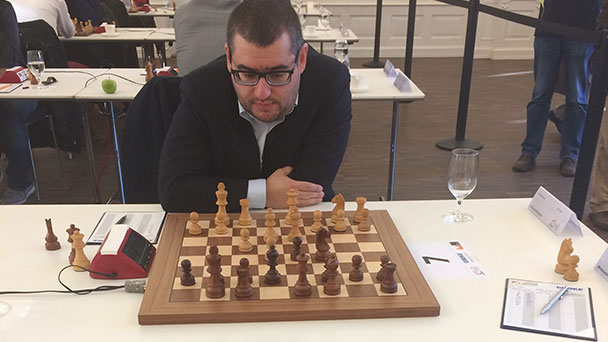 Baden-Badener Schach-Herren mit lockerem 7:1-Sieg – Ausgang der Deutschen Meisterschaft noch völlig offen