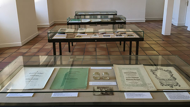 Immer noch Geburtstagsangebot – Weitere Führungen durch Clara-Schumann-Ausstellung Immer noch Geburtstagsangebot – Weitere Führungen durch Clara-Schumann-Ausstellung