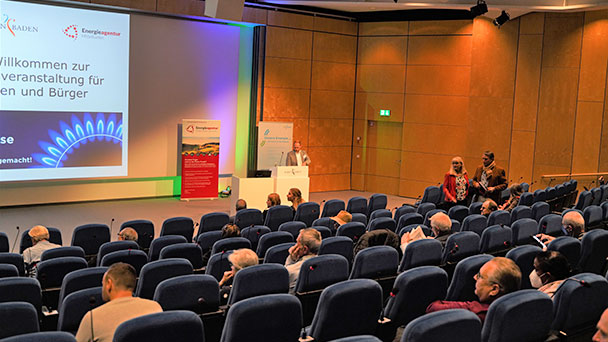 Bescheidenes Baden-Badener Rathaus – Nur 100 Besucher wollten OB Späth hören