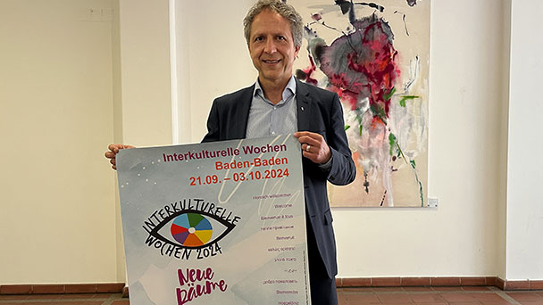 Interkulturelle Wochen Baden-Baden holen weit aus – „Über die italienischen Gastarbeiter, den deutschen Fußball, die deutsche Leitkultur und die Deutsche Bahn“