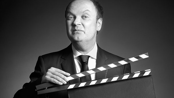 Kult-Stimme liest im Casino Baden-Baden - Jens Wawrczeck ist Stimme von "Die drei Fragezeichen" Kult-Stimme liest im Casino Baden-Baden - Jens Wawrczeck ist Stimme von "Die drei Fragezeichen"